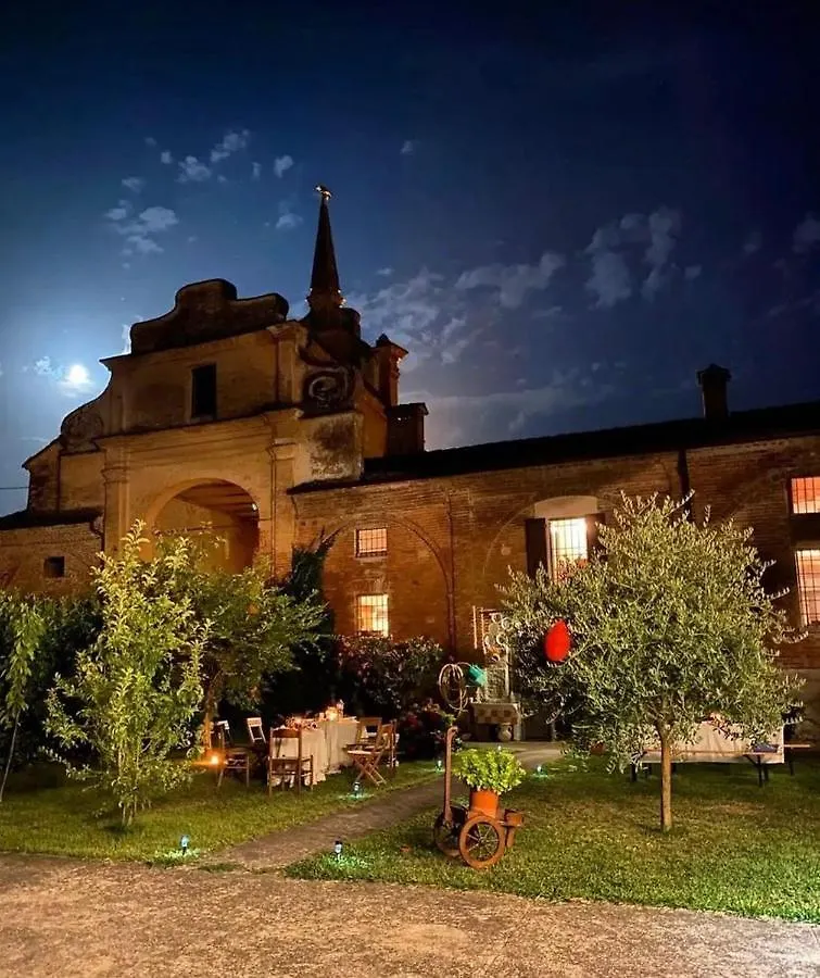 Il Corvo Viaggiatore Hotel Solarolo Monasterolo Italy